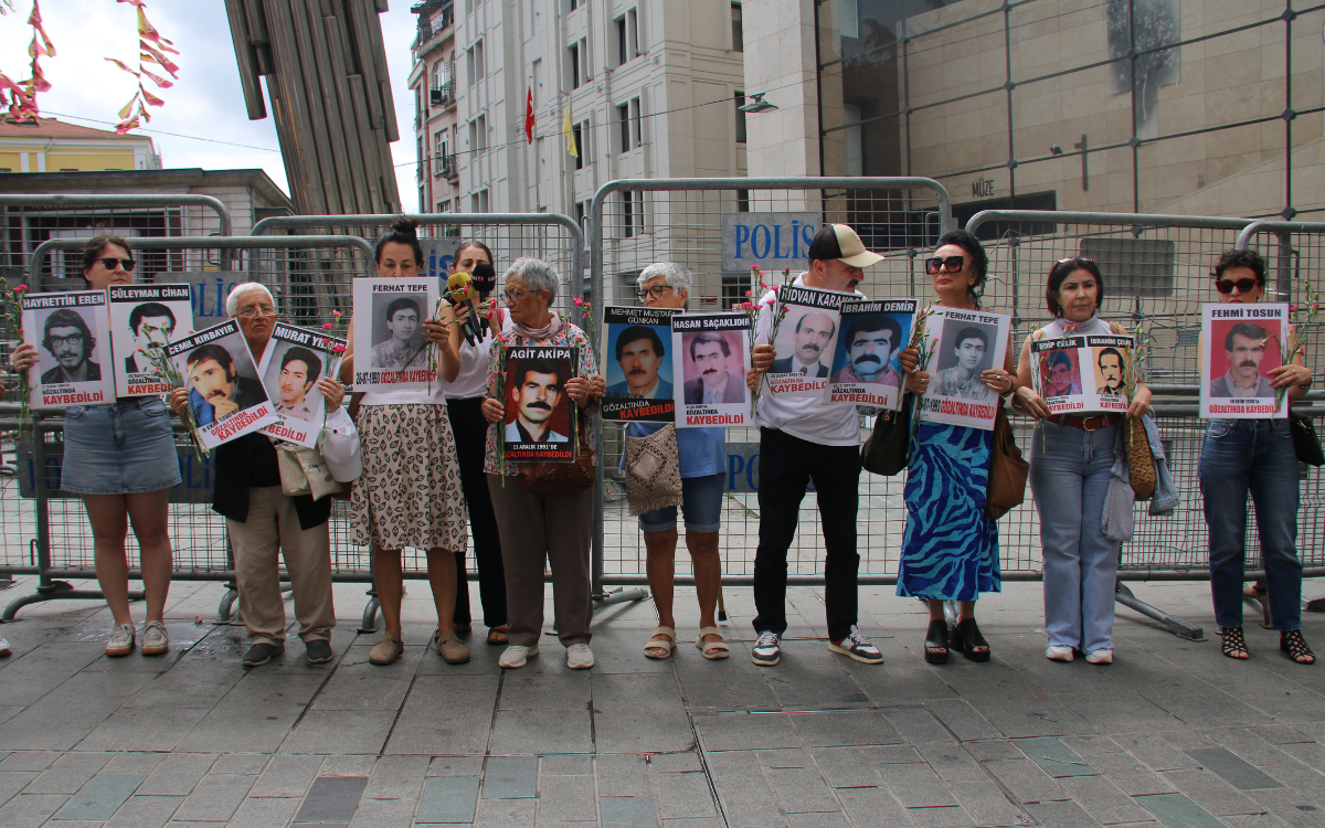 Cumartesi Anneleri/İnsanları: Gazeteci Ferhat Tepe için adalet