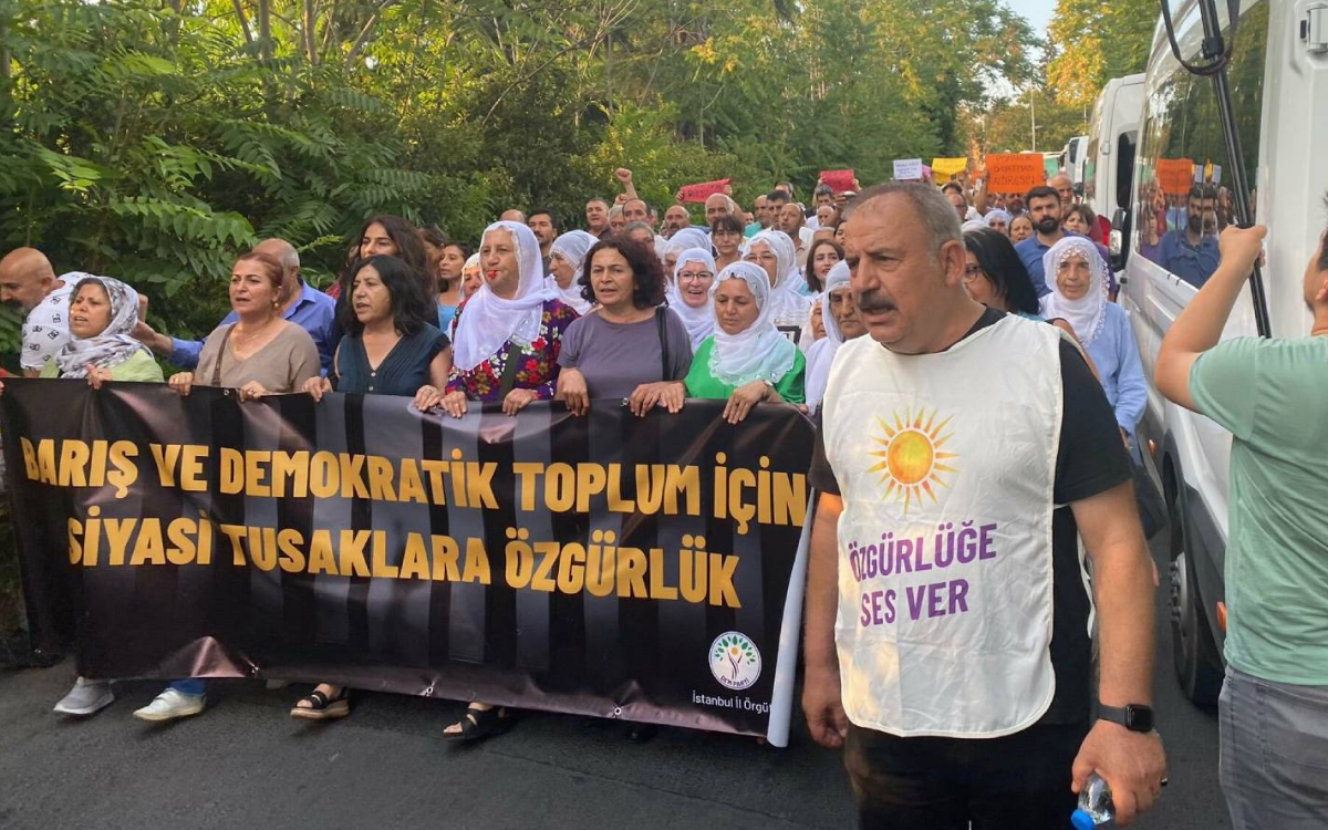 Bakırköy Cezaevi’ndeki tahliye engelleri meclis gündeminde: Kopyala-yapıştır kararlar