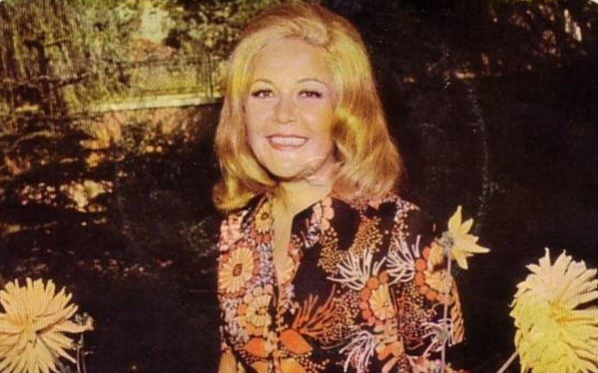 Murat Beşer’den Nesrin Sipahi kitabı: Yeşilköy’den sahnelerin zirvesine