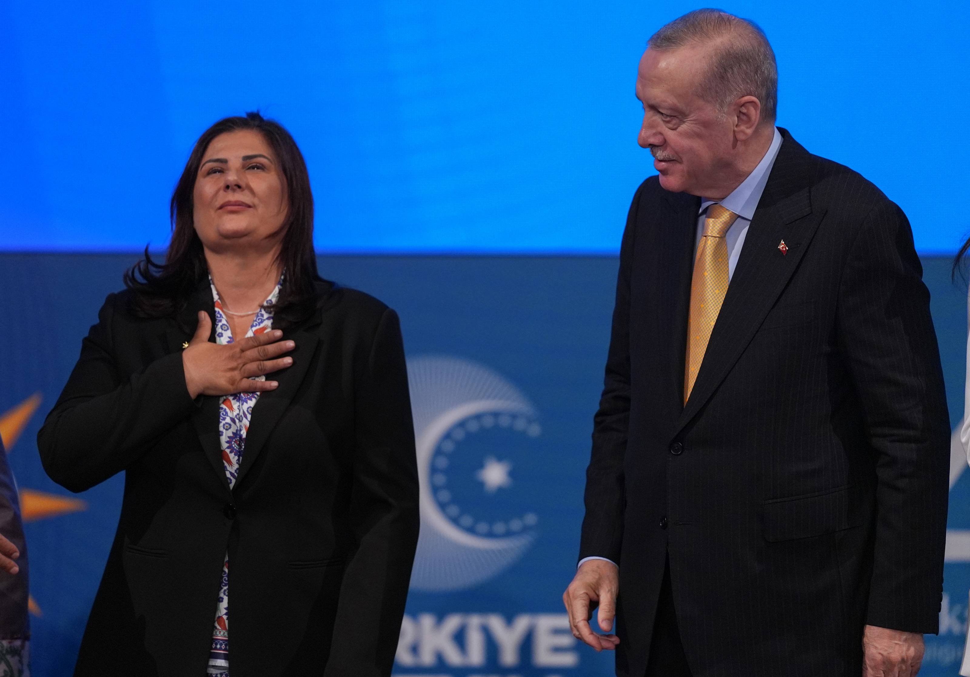 Aydın mayor files complaint against former party leader after joining Erdoğan’s AKP