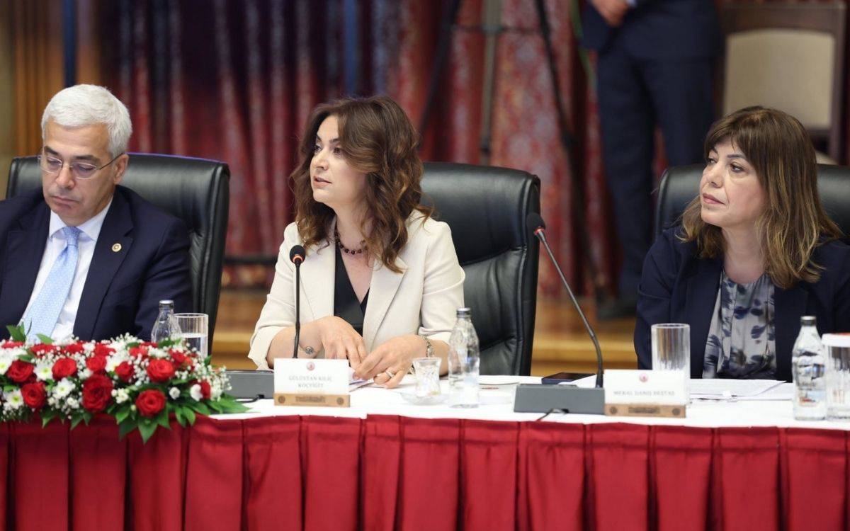 DEM Parti'den 'özerklik talebi' iddialarına yanıt: Maksatlı bir yalandır