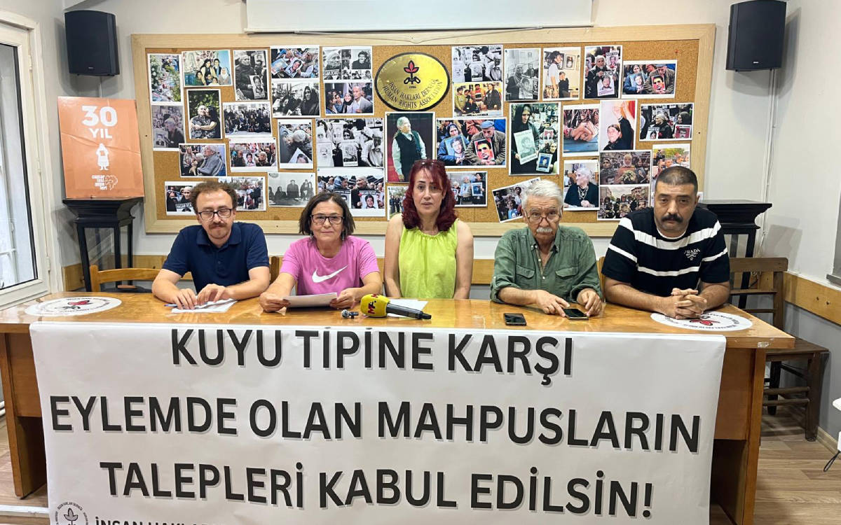 "Mahpuslar yaşamla ölüm arasındaki farkın anlamsızlaştığı bir hatta yaşamaya zorlanıyor"