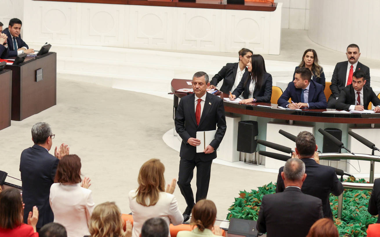 Özgür Özel'den Yılmaz Tunç’a: Adalet Bakanı olarak sorumluluk hissediyor musun?