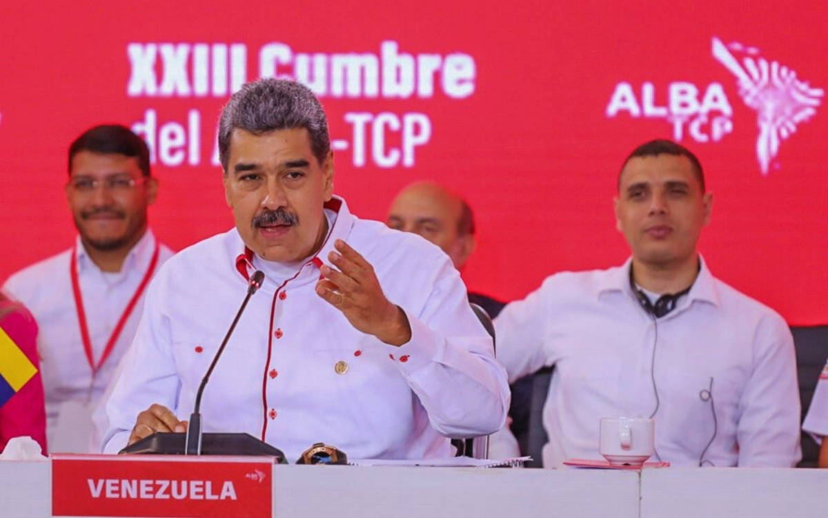 Maduro: Venezuela son 100 yıldaki en büyük tehditle karşı karşıya