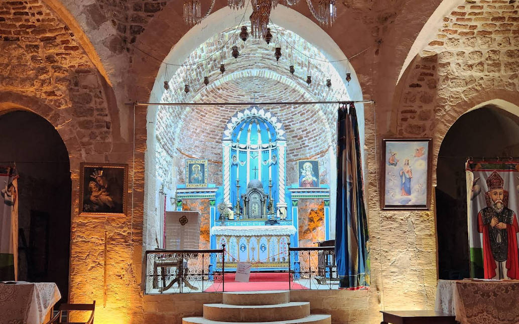 Mardin’deki Mor Hurmüz Keldani Kilisesi’ne nefret saldırısı