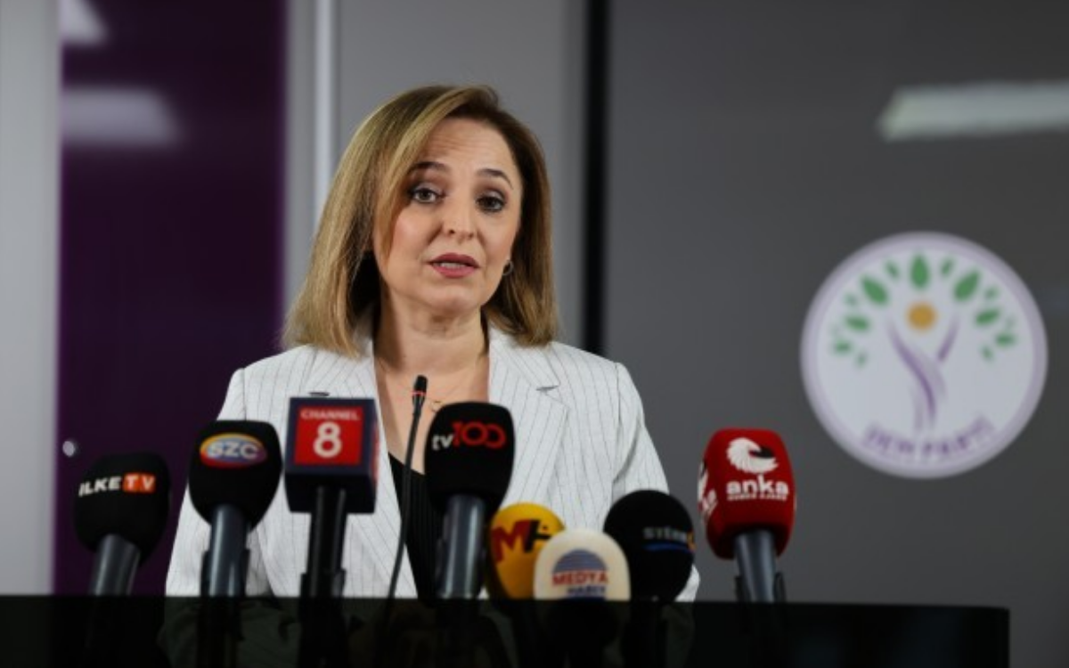 DEM Parti heyeti Öcalan ile görüşecek