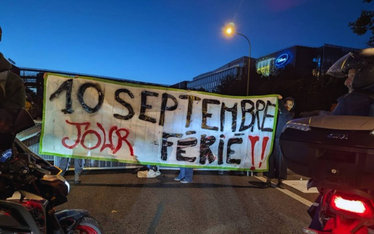 Fransa'daki eylemlerde yaklaşık 200 kişi gözaltına alındı