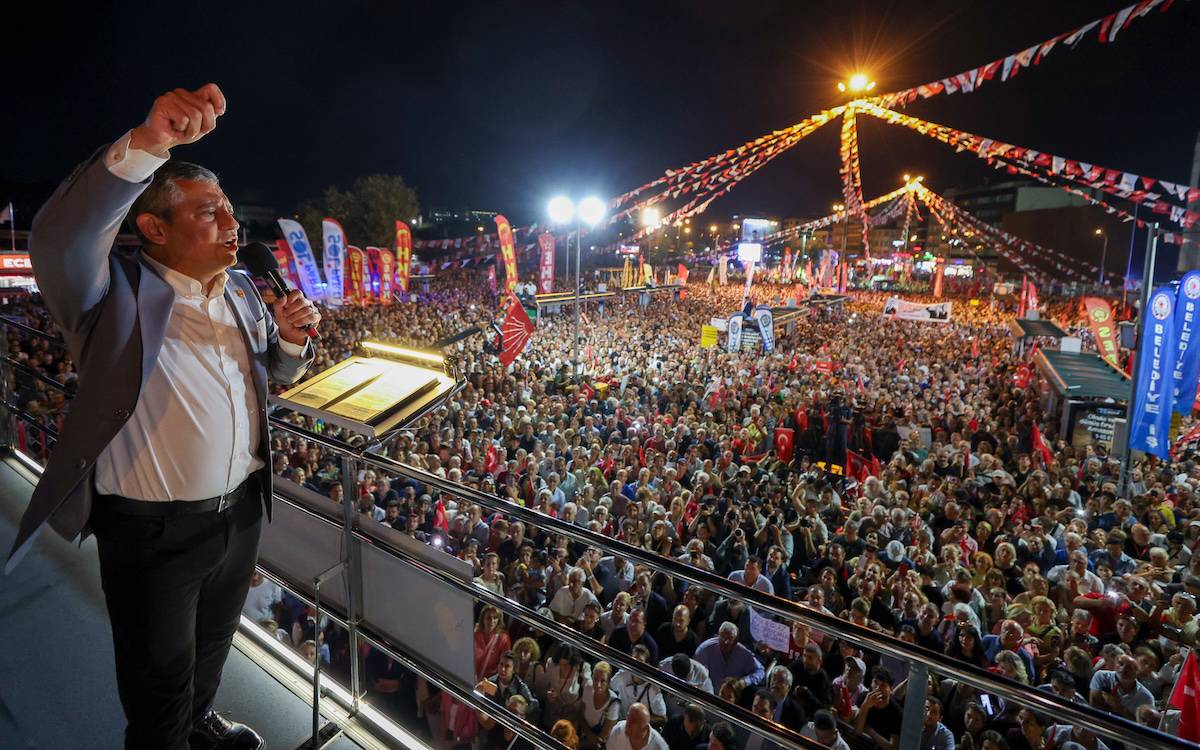 Özgür Özel: "Bizi şiddete çekemezler ancak asla da eve gönderemezler. Direneceğiz.”