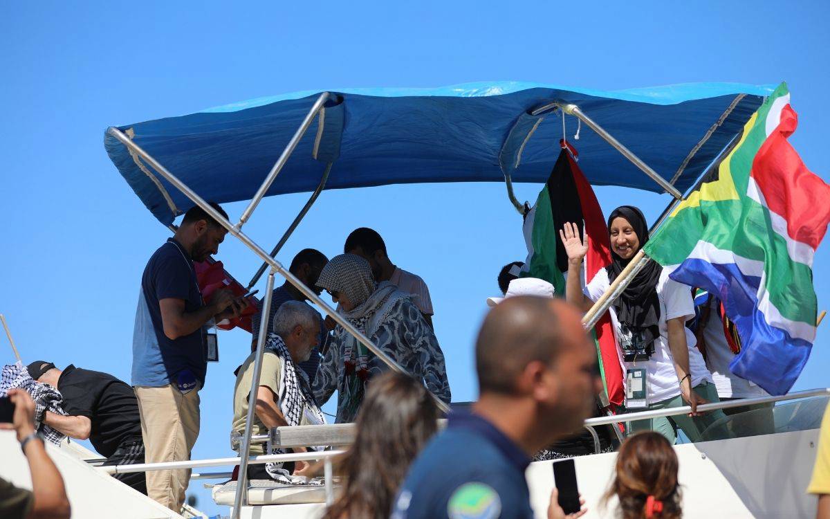 Küresel Sumud Filosu'ndaki 11 tekne Gazze'ye doğru yelken açtı