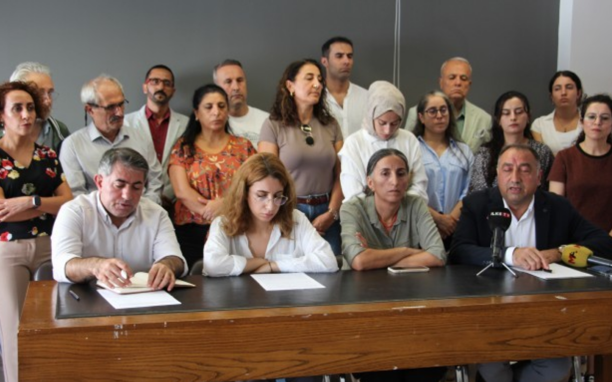 ÖHD'den ‘kent uzlaşısı’ davasına çağrı: Kürt halkının demokratik siyasete katılımı hedefte