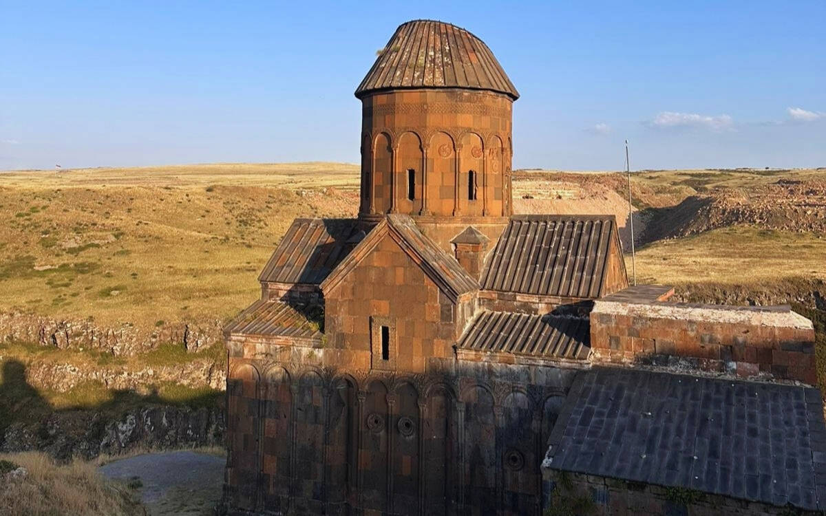 Ani’deki kazılarda Selçuklu dönemine ait kümbet kalıntısı bulundu