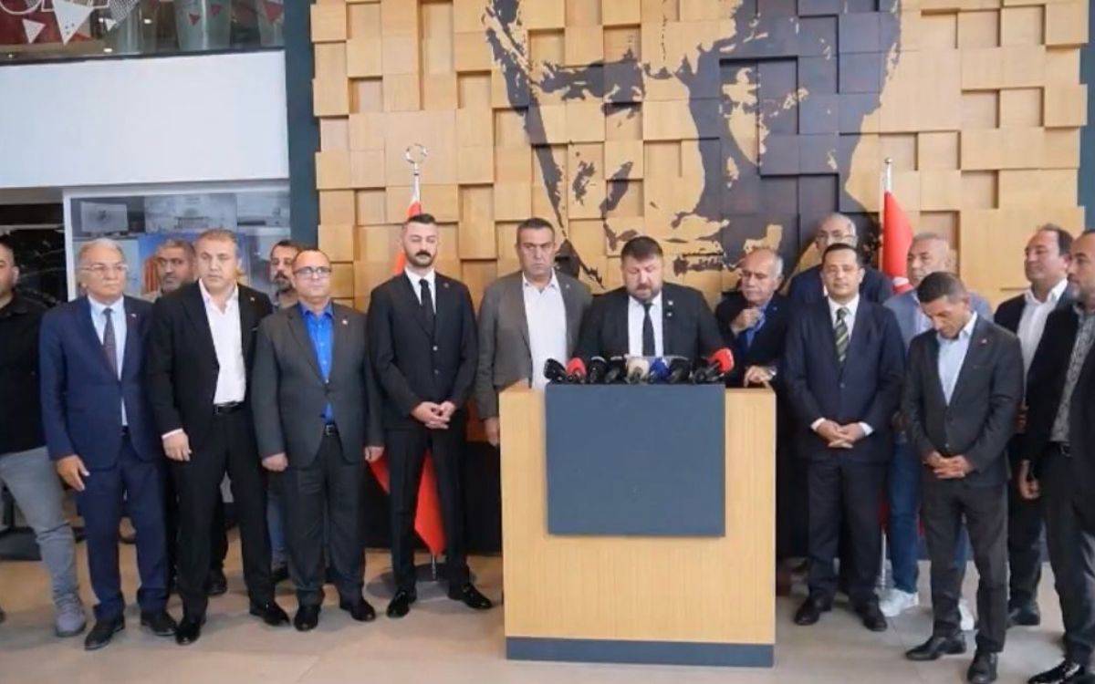 CHP’den ihraç edilen isimlerden tepki: Hukuki ve siyasi mücadelemizi kararlılıkla sürdüreceğiz