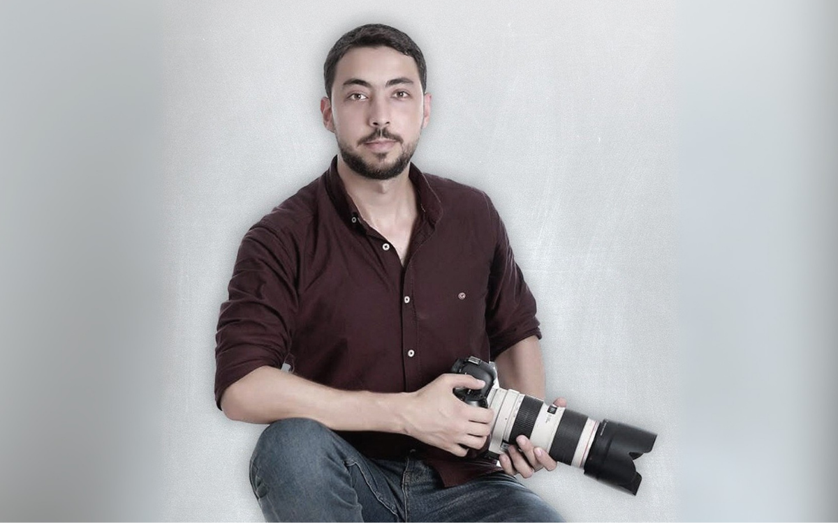 Filistinli fotoğrafçı Yahya Barzak, İsrail’in hava saldırısında hayatını kaybetti