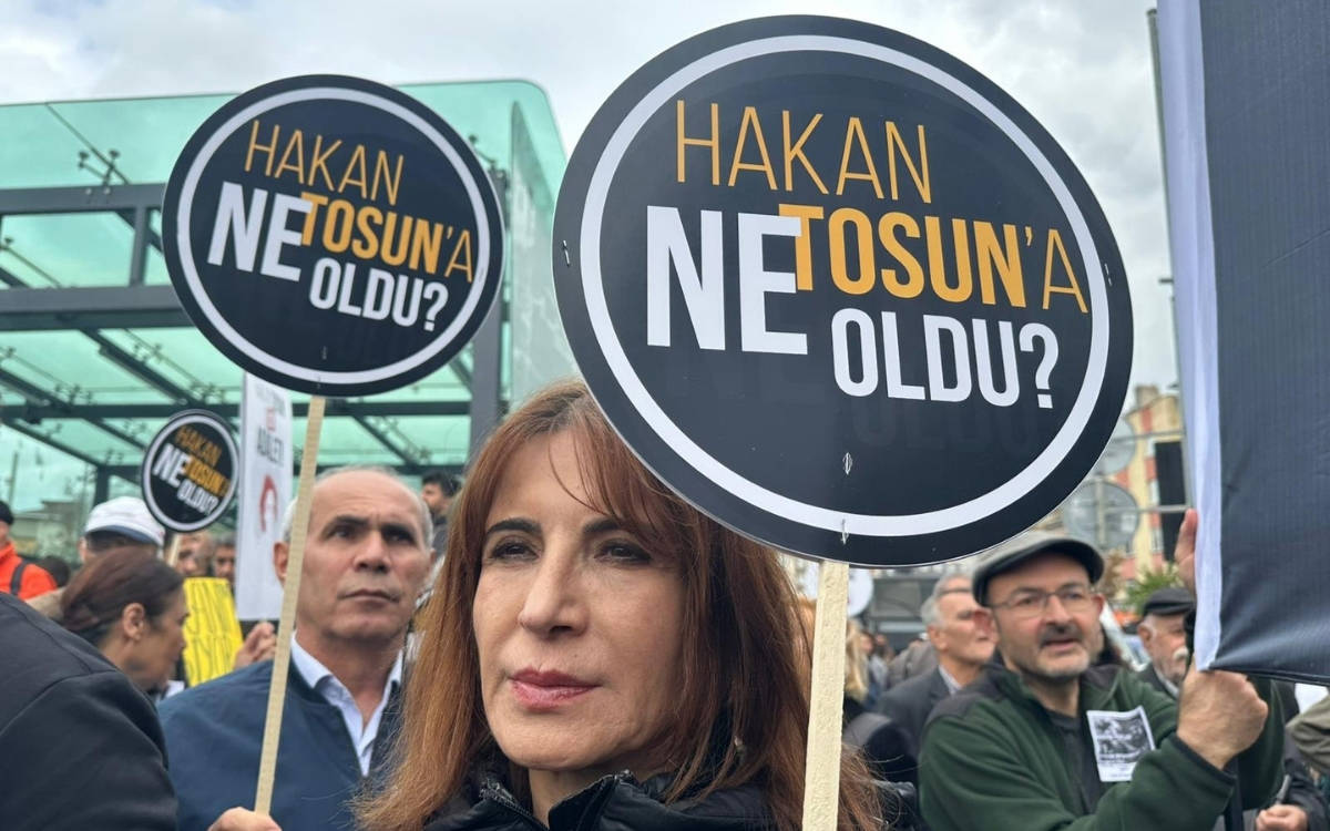 Gazeteci Tosun son yolculuğuna uğurlandı: "Ormanlar, nehirler Hakan için ağlıyor"