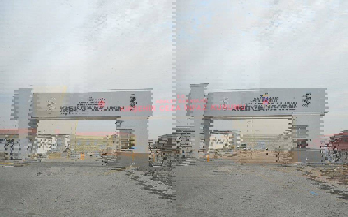 Kırşehir S Tipi Cezaevi’nde 8 mahpusun tahliyesi engellendi