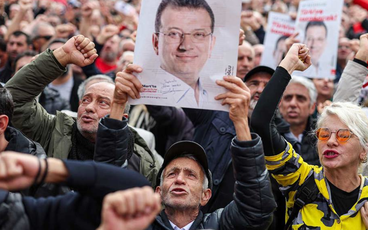 Ekrem İmamoğlu 7 ay sonra ilk kez Çağlayan'da