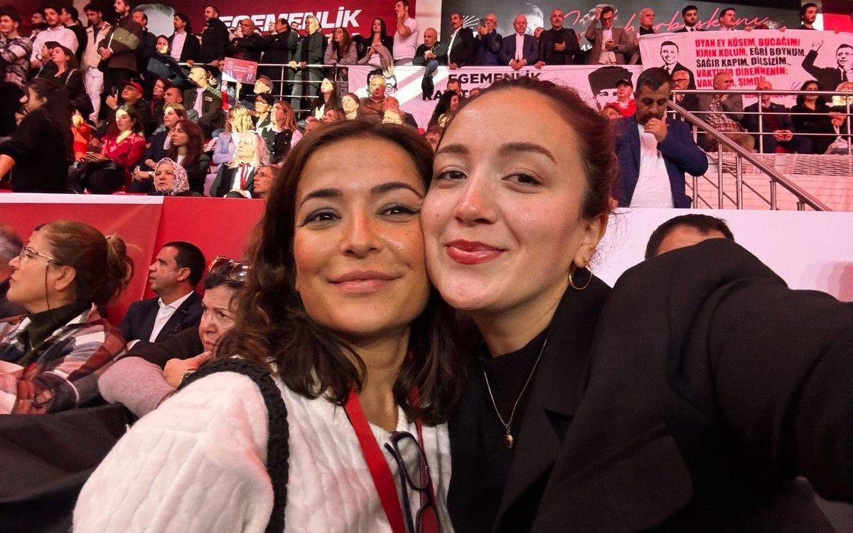 Tiyatro sanatçısı Eda Saraç, “Cumhurbaşkanı’na hakaret” suçlamasıyla tutuklandı