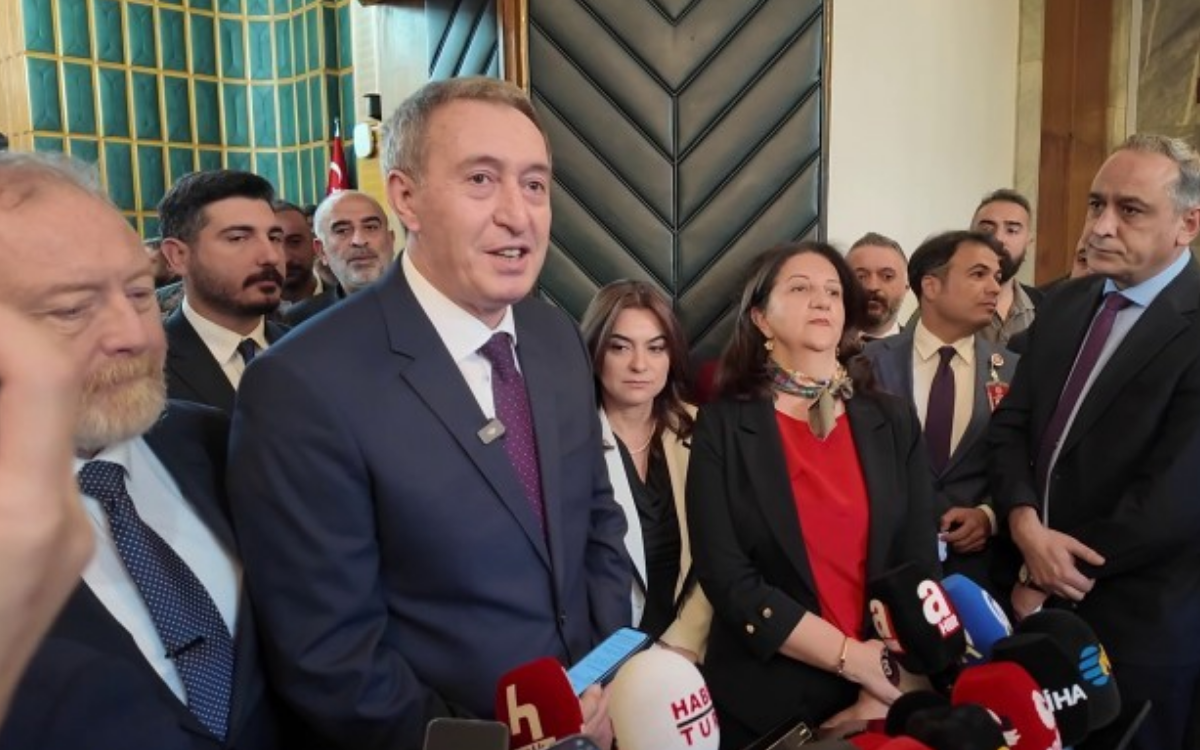 Bakırhan, atılması gereken adımları sıraladı: Geçiş dönemi yasası çıkarılmalı