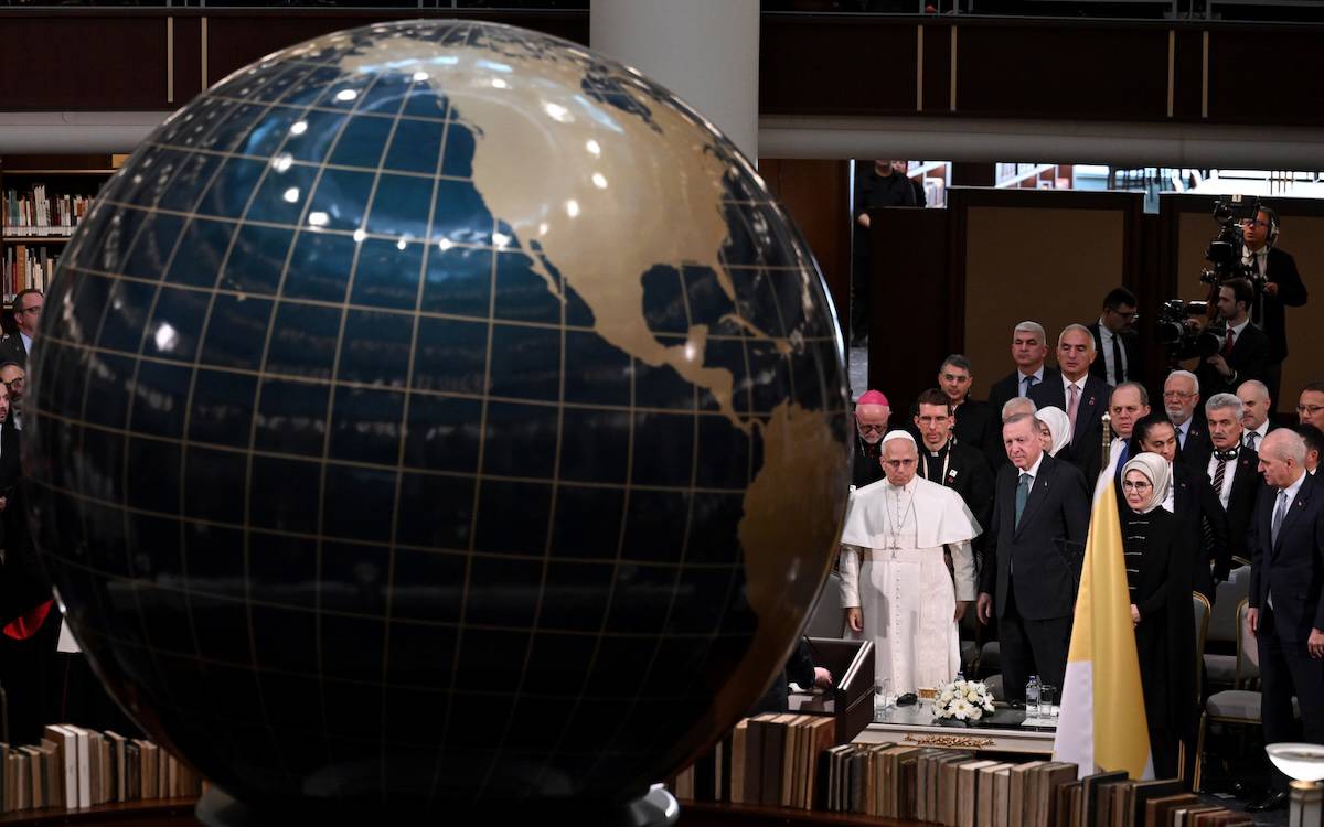 Papa XIV. Leo, Erdoğan'dan Türkiye'nin "halklar arası barış ve istikrar kaynağı" olmasını diledi