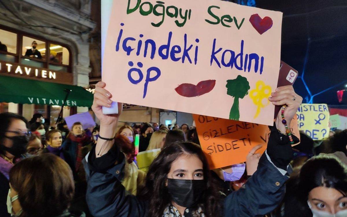 Kadının İnsan Hakları İçin Uluslararası Feminist Buluşma 13–14 Aralık’ta İstanbul’da