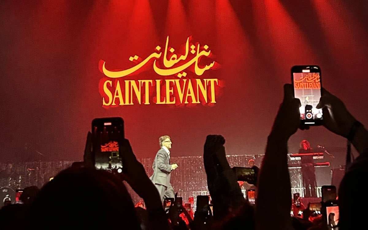 Filistinli şarkıcı Saint Levant’tan, İstanbul konserinde ‘Özgür Filistin’ çağrısı