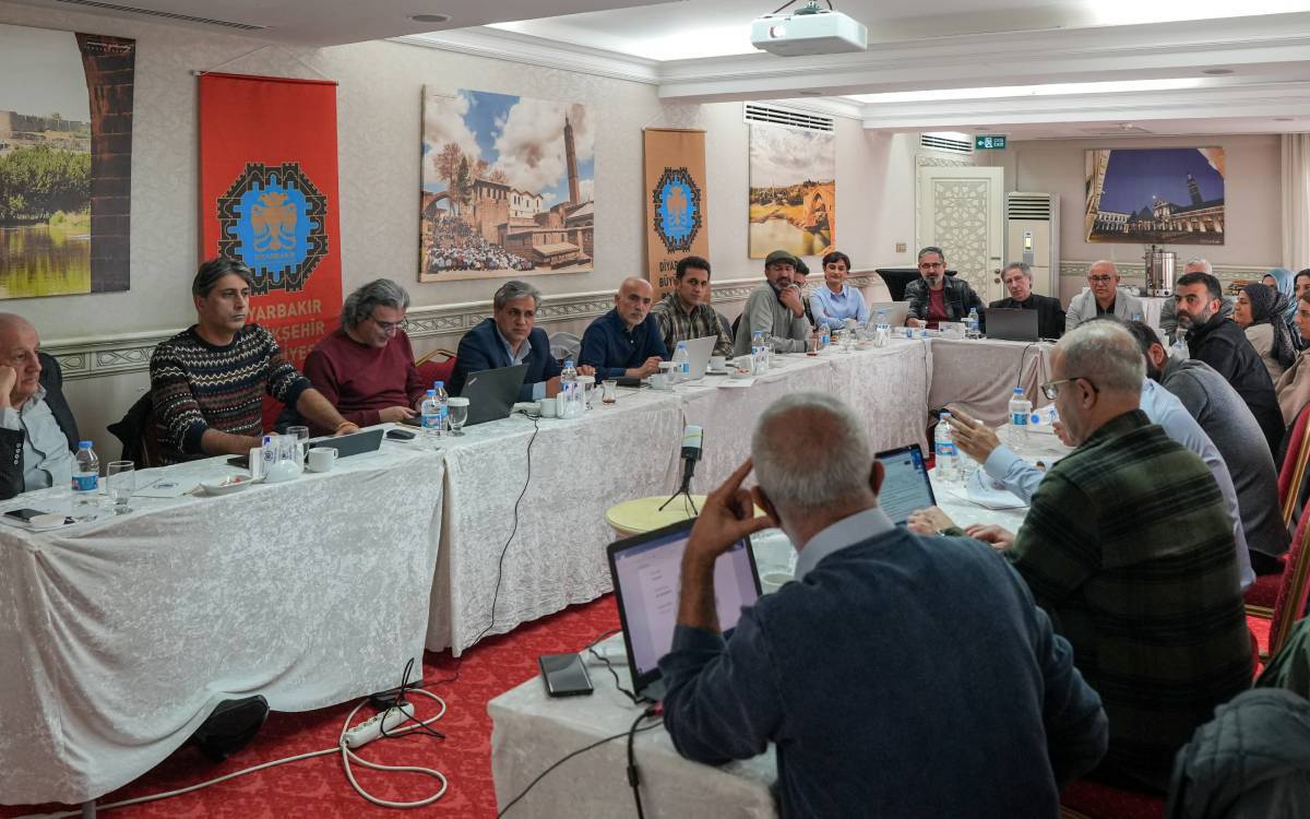 Li Amedê ji bo sazkirina termînolojiya hevpar a kurdî atolye hat lidarxistin