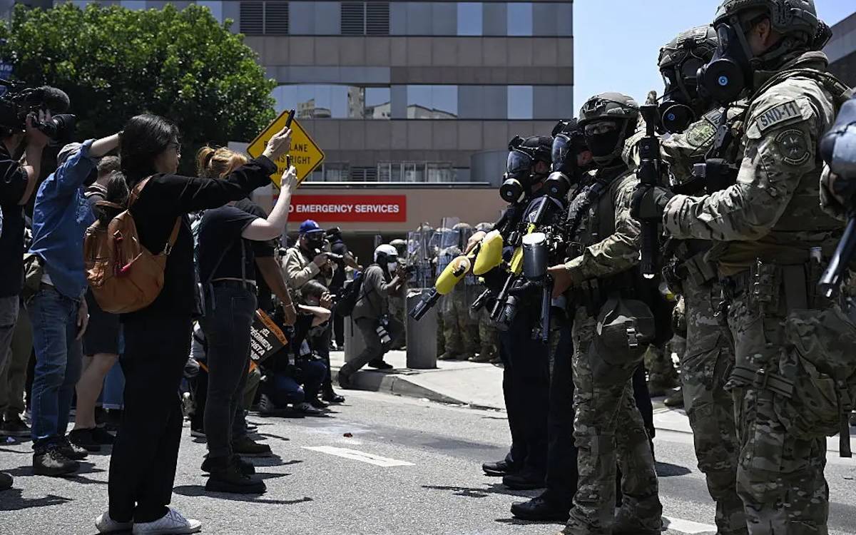 Trump muhalif kentlere gönderdiği askeri birlikleri geri çekmek zorunda kaldı