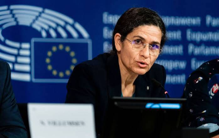 Îlham Ehmed: Hikûmeta Demkî li dijî Kurdan şer ragihand