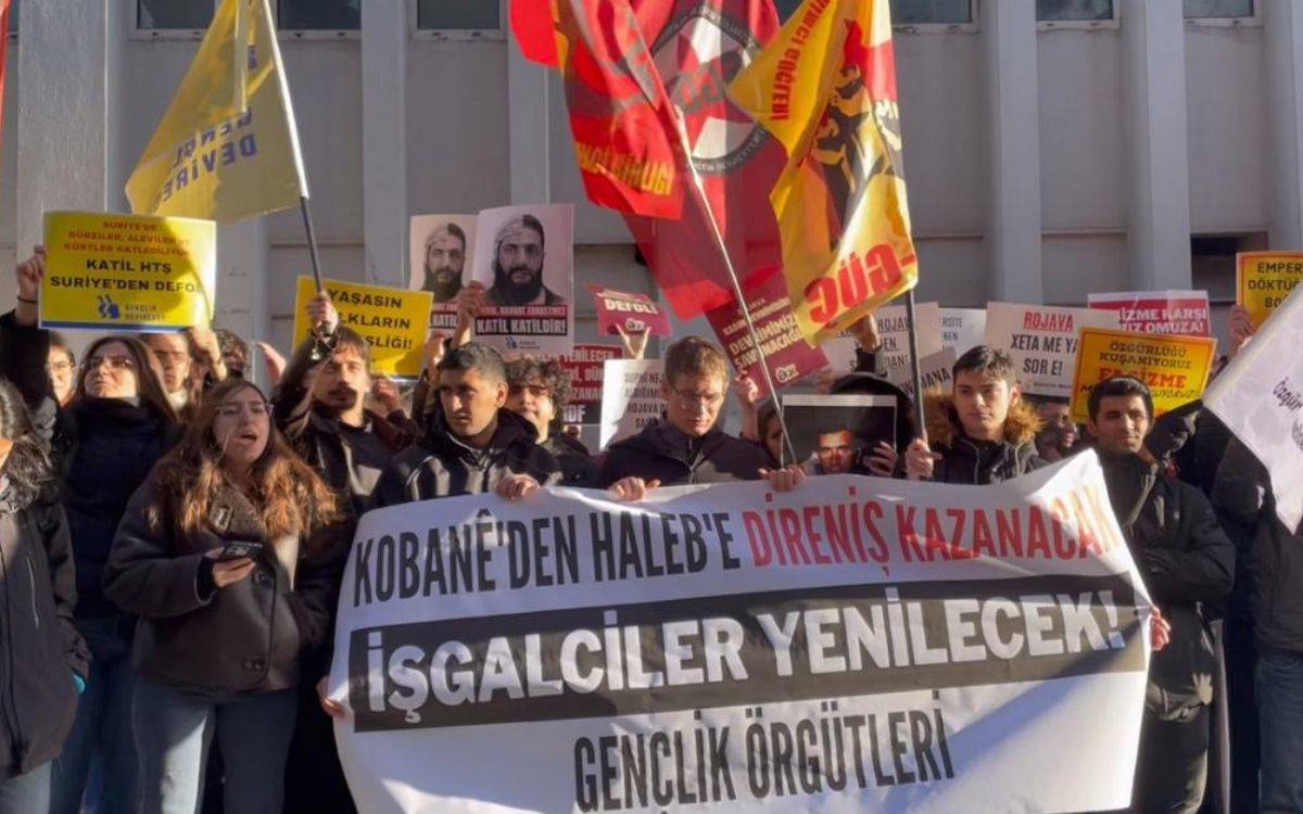 Beyazıt’ta üniversiteli öğrencilere polis müdahalesi: Çok sayıda gözaltı