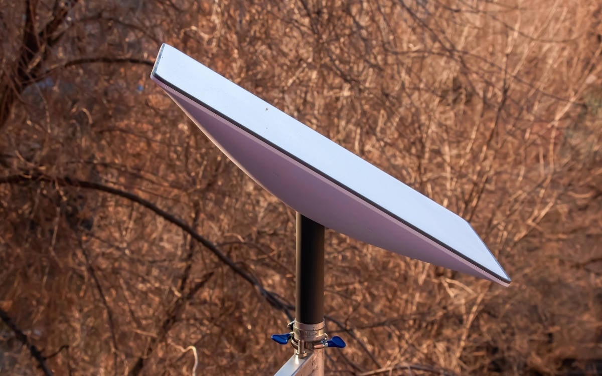 İran, protesto görüntülerinin yayılmasını engelliyor: Starlink kullanıcıları hedefte