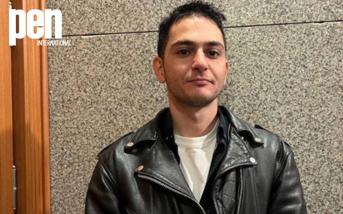 Uluslararası PEN: "Furkan Karabay'ın ev hapsine son verin"