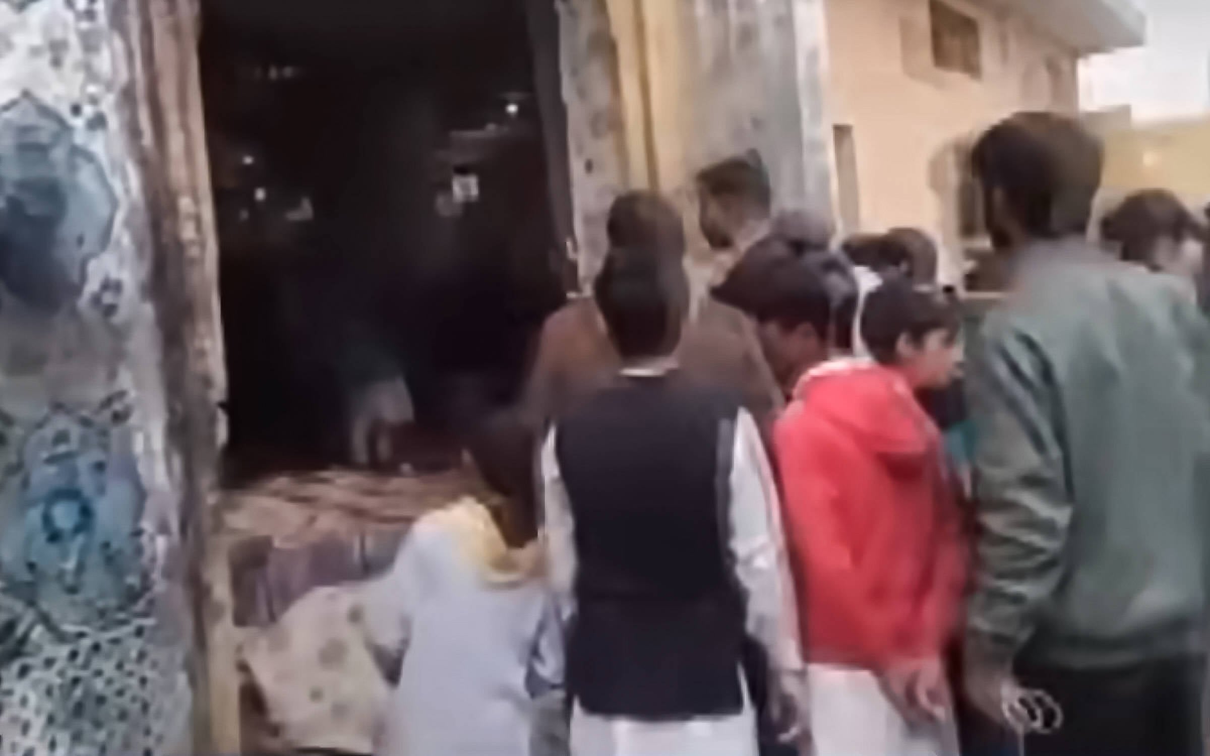 Pakistan: İslamabad'da Şii camisine intihar saldırısında en az 31 kişi öldü