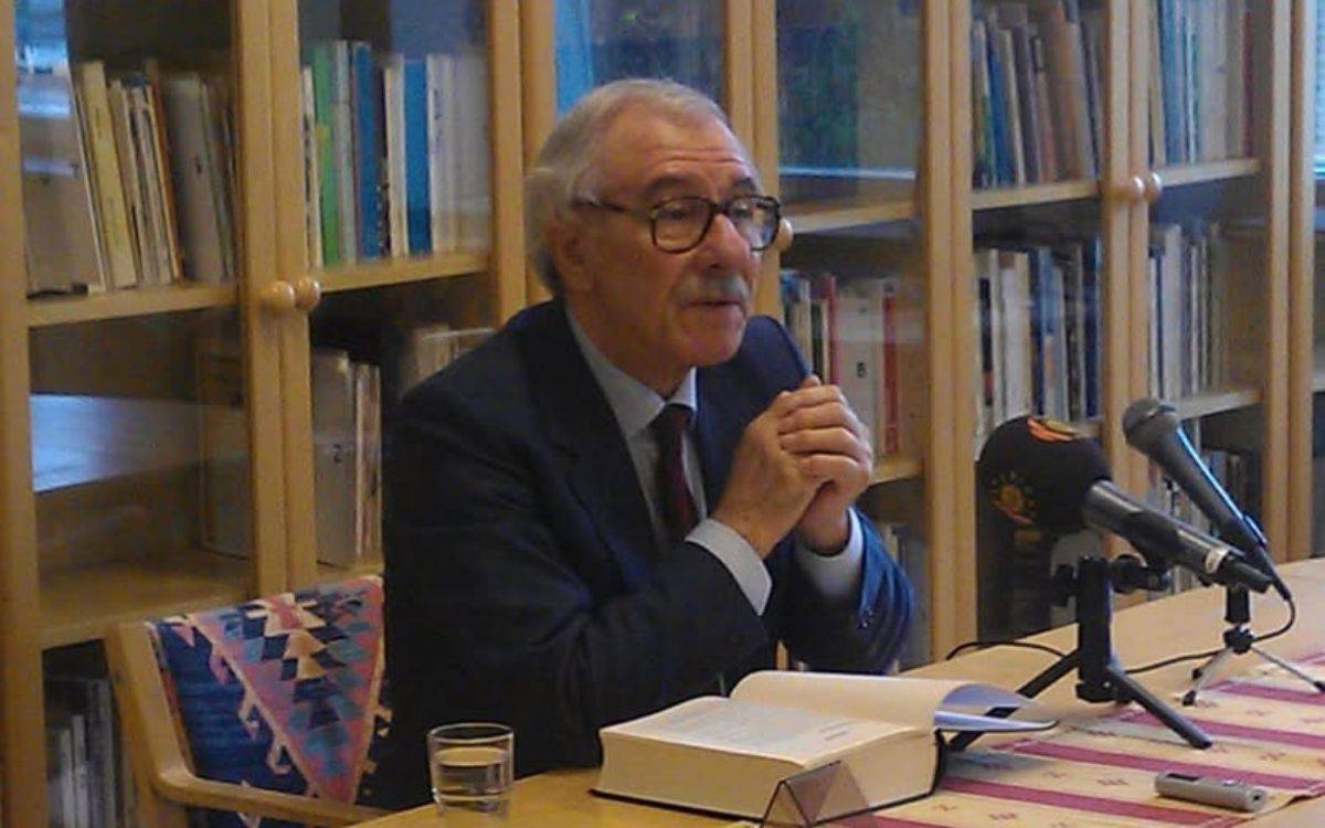 Kürt dilbilimci Mehmet Emin Bozarslan hayatını kaybetti