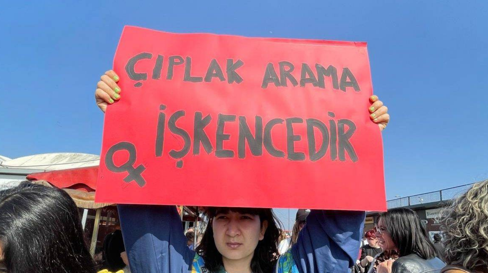 Çocuğa yapılan çıplak arama Meclis gündeminde