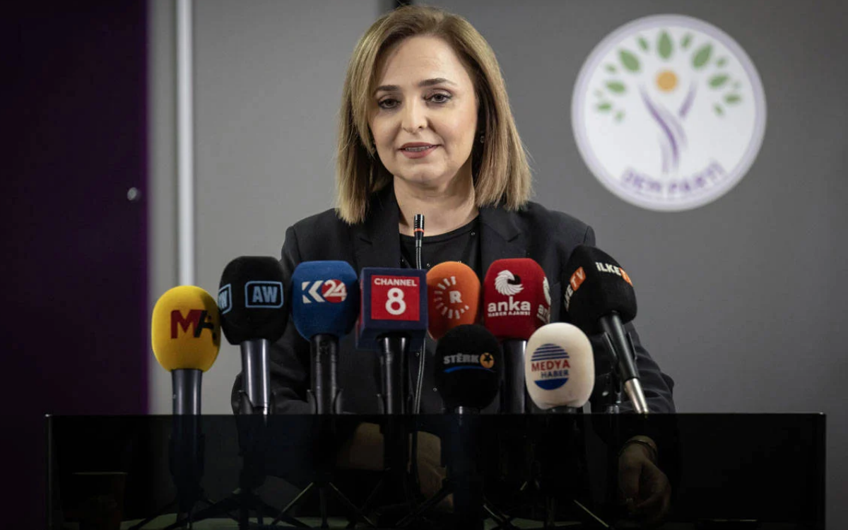 DEM Parti: Silah bırakan herkes için ayrımsız yasal güvence