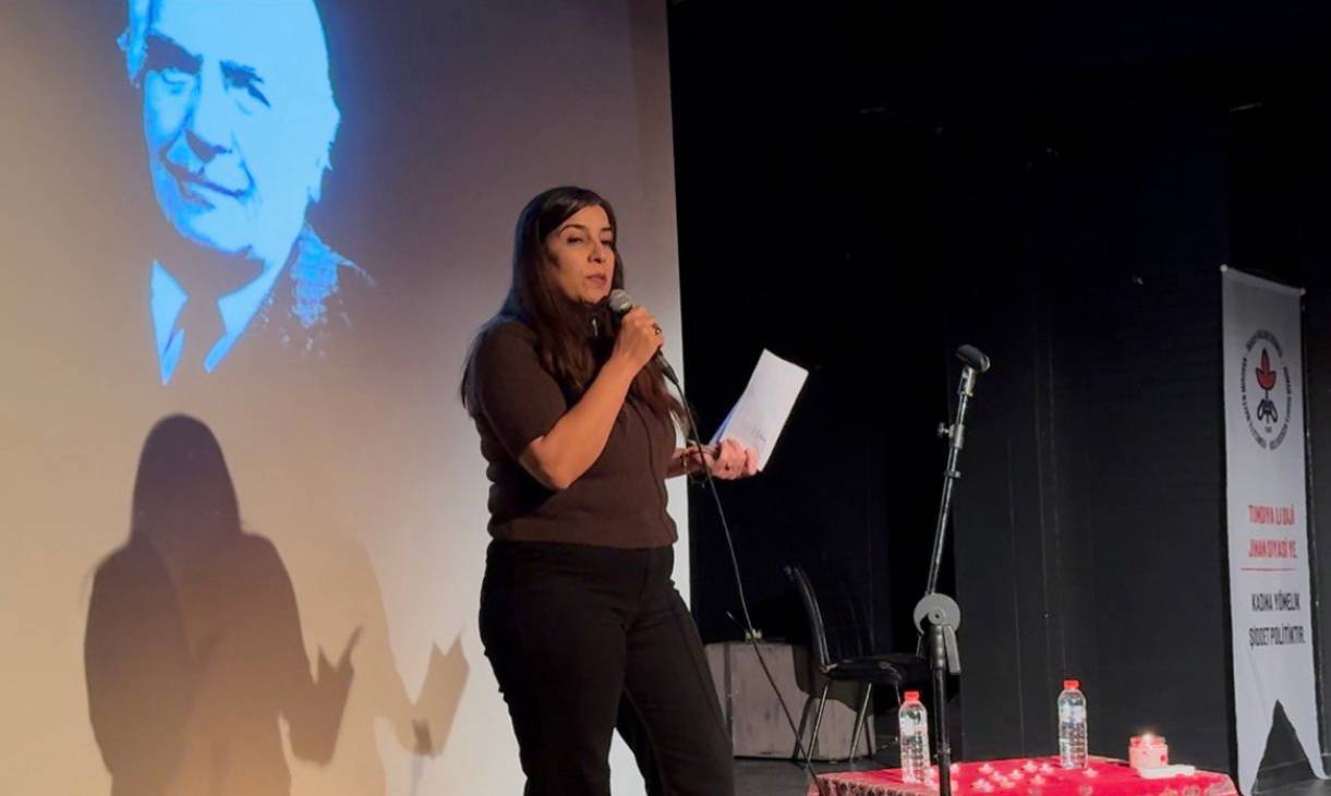 Li Wanê ÎHDê bi bernameyeke helbesta kurdî 21ê Sibatê pîroz kir