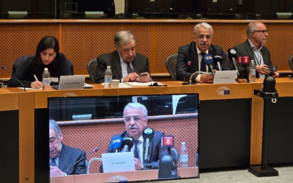 AP konferansında konuşan Sancar: Barış olmadan demokrasi olmaz