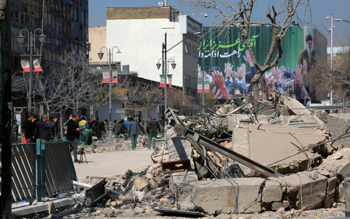 İsrail ordusundan Tahran ve Beyrut’a yoğun hava saldırıları