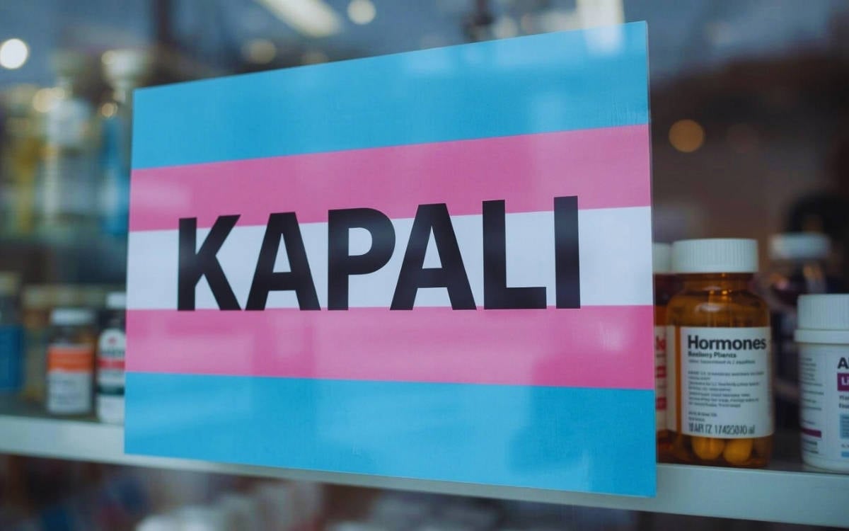 “Hormon kullanmak translar için isteğe bağlı bir uygulama değil”