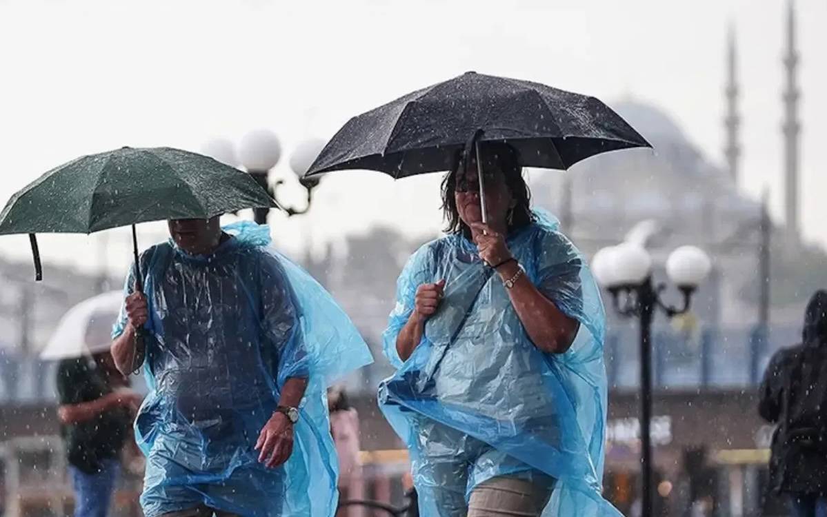 Bayram günleri Akdeniz'de ılık, Orta Anadolu ve Marmara'da yağışlı, Doğu'da soğuk geçecek