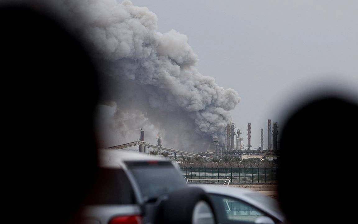 İsrail ve ABD saldırılarına karşı İran’ın bölgedeki enerji tesislerini vurması piyasaları sarstı