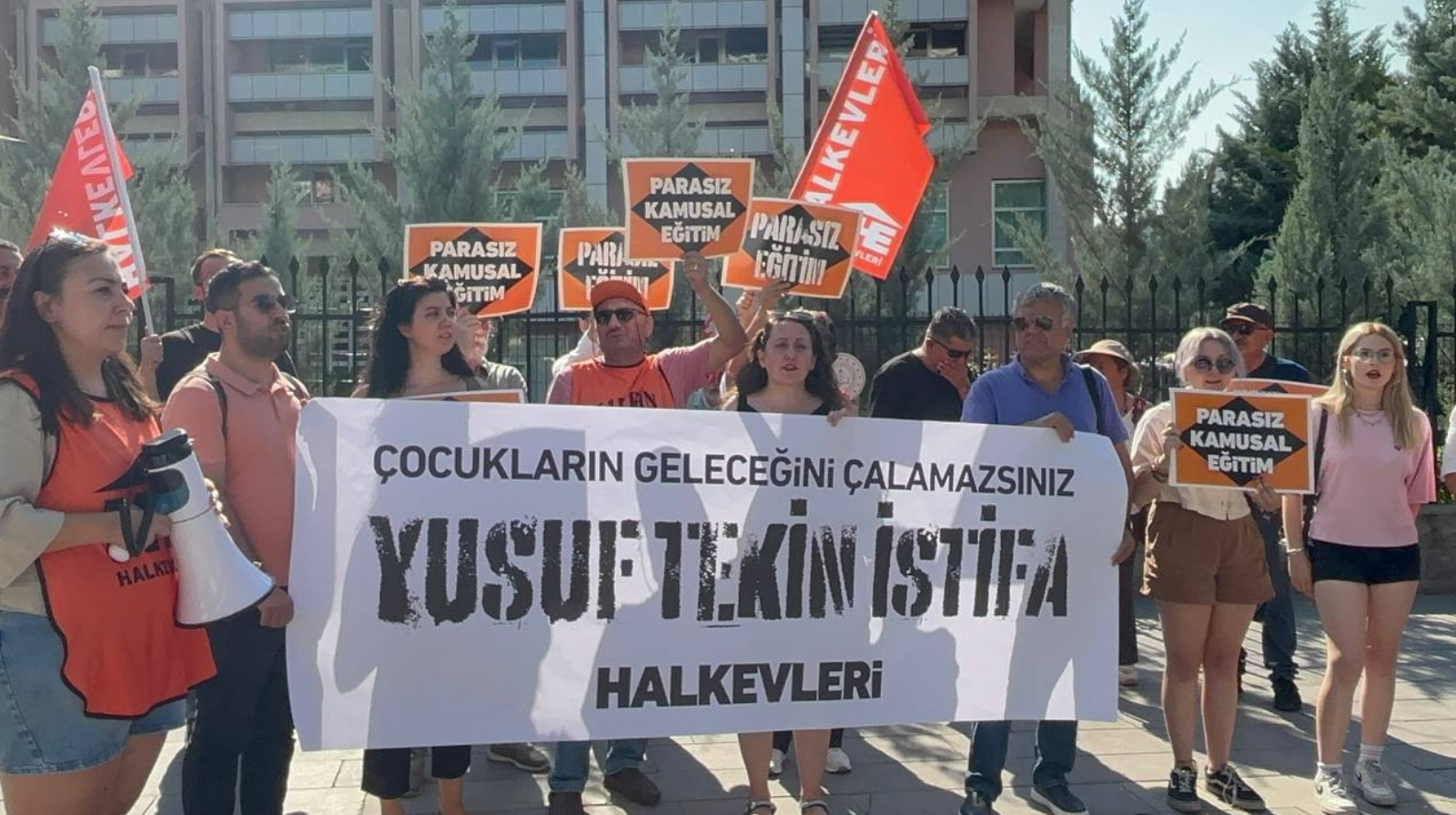 Halkevleri yöneticilerine LGS soruşturması
