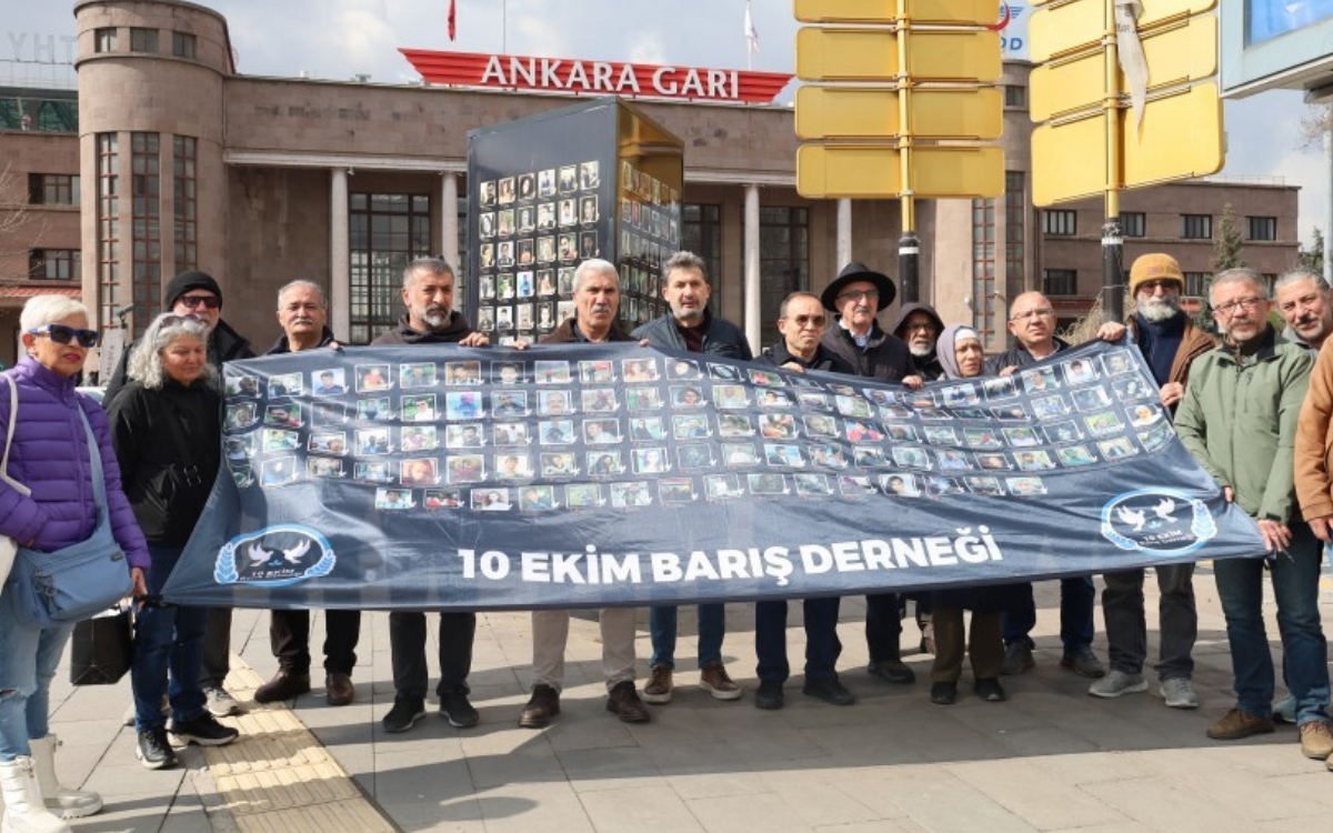 Ankara Gar Katliamı’nda yaşamını yitirenler anıldı
