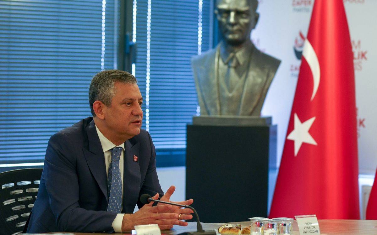 Özel'den İsrail'e tepki: Hadsizlik