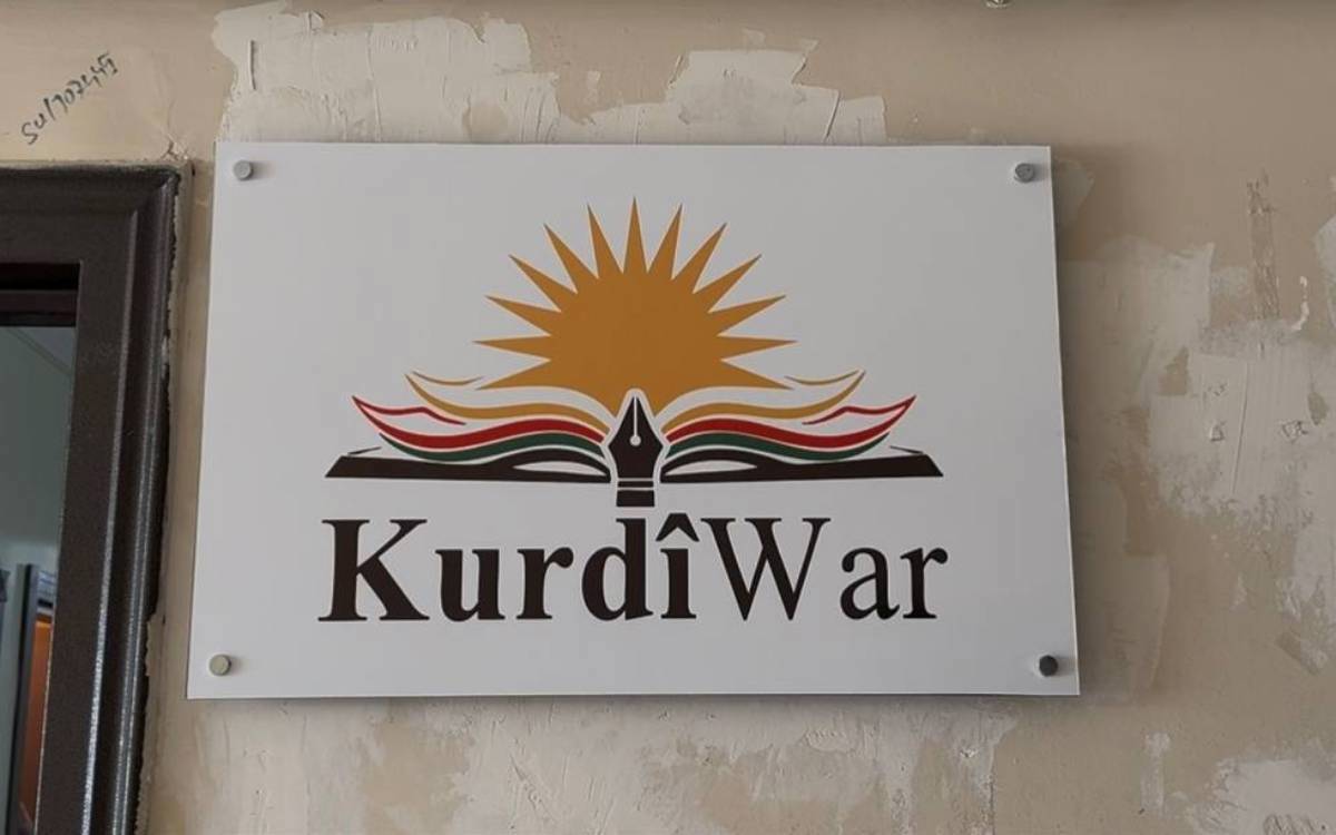 KurdîWarê ji bo piştgiriyê bang li nivîskarên Serhedê kir