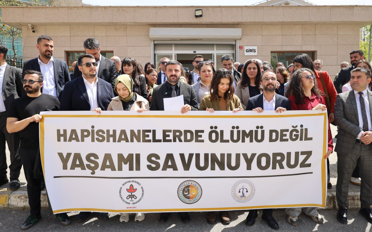 Hapishanelerdeki şüpheli ölümler için etkin soruşturma çağrısı