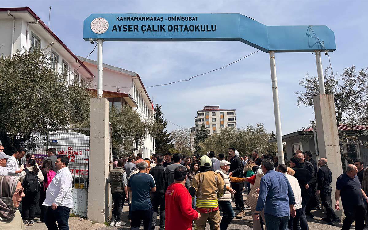 Maraş’ta Ayser Çalık Ortaokulu öğrencileri çevre okullarda eğitimlerine devam edecek