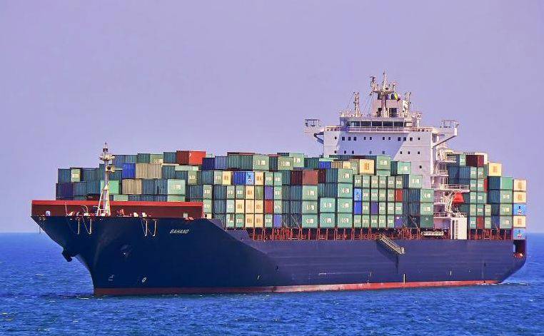 ABD, İran gemisine saldırdı