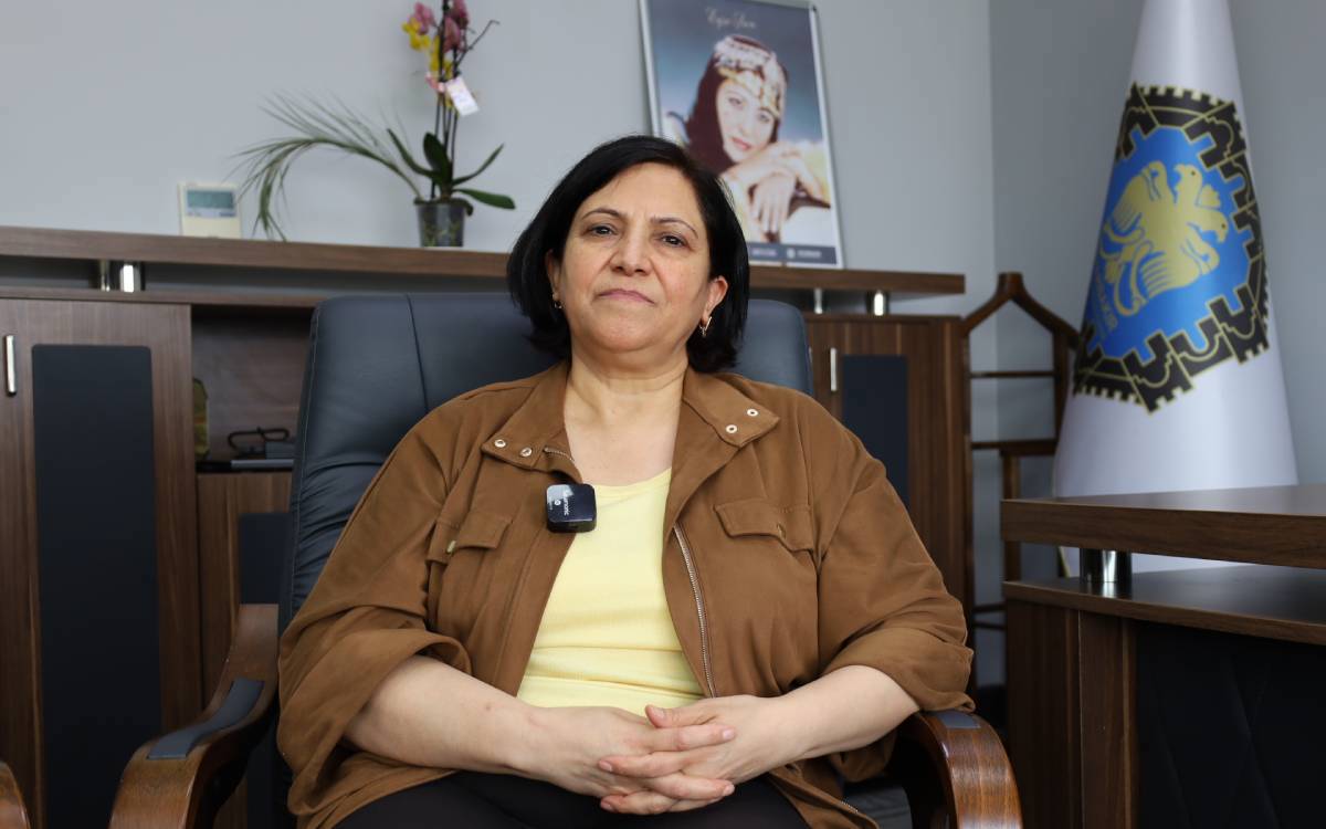 Zeynep Yaş: Werin Amedê bibînin