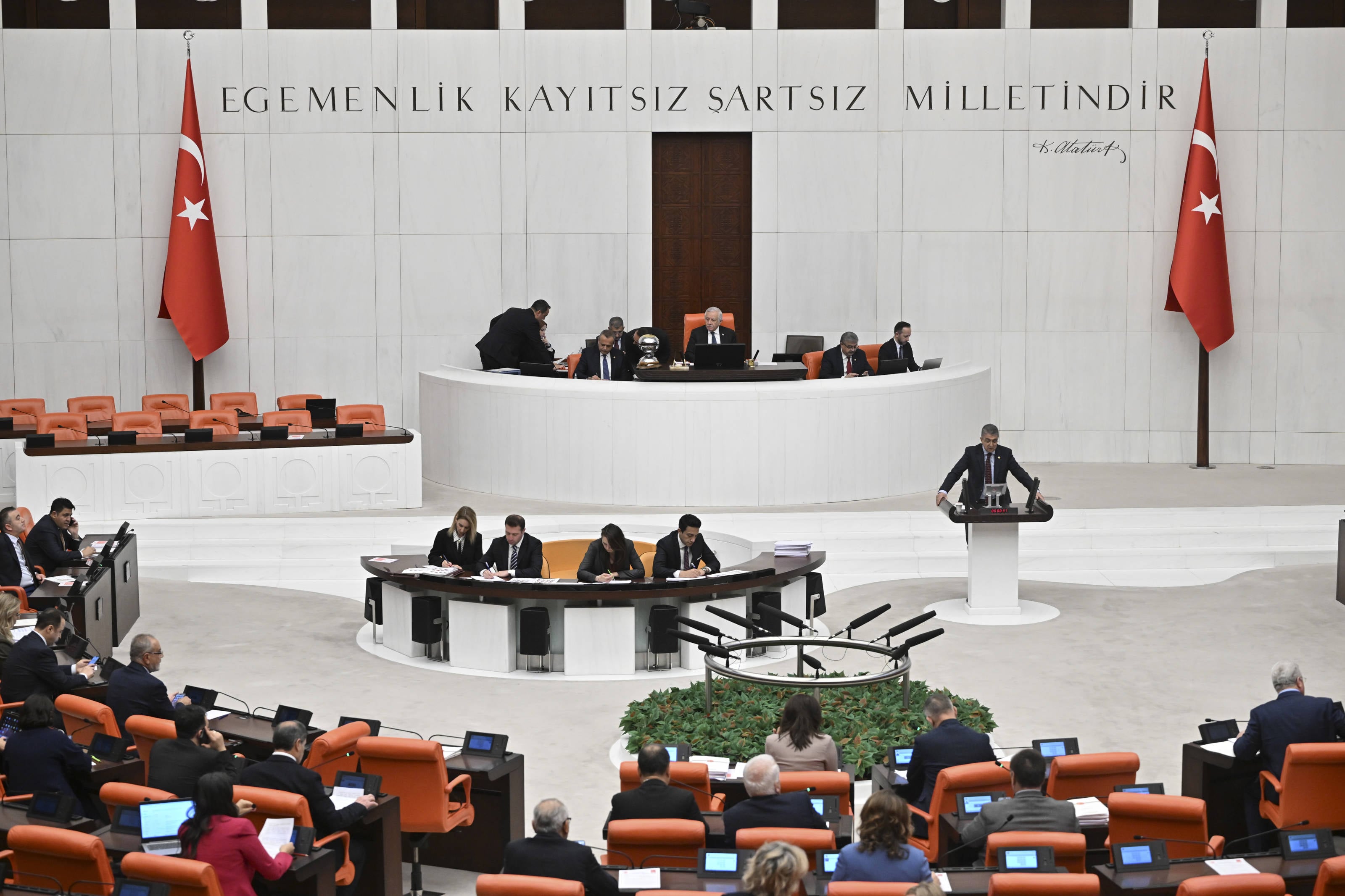 Torba yasanın 9 maddesi kabul edildi